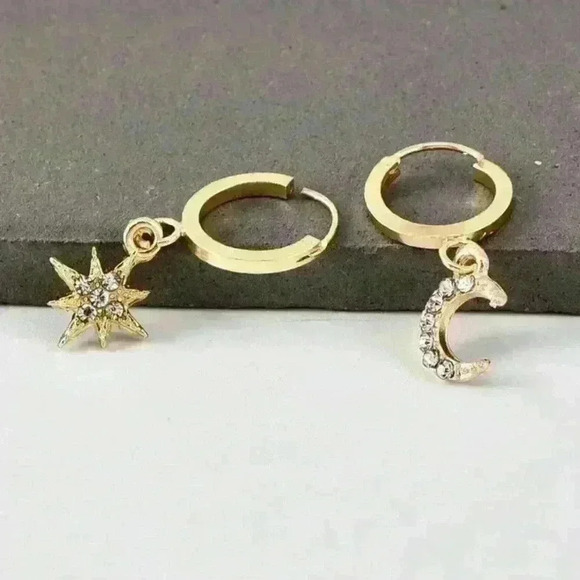 COPY - Gold Huggie Hoop Moon Star Pendant Earrings NWT - Picture 1 of 5